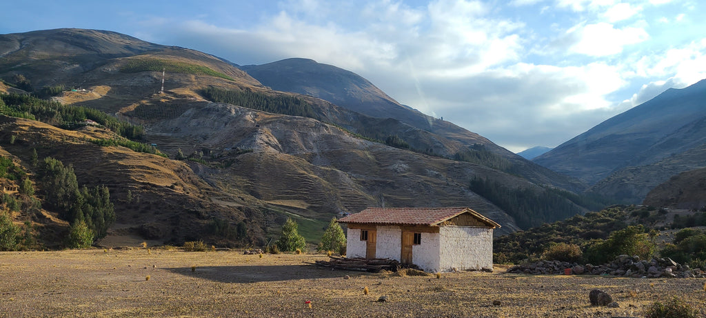 Cusco Peru: Yuraq Yaku